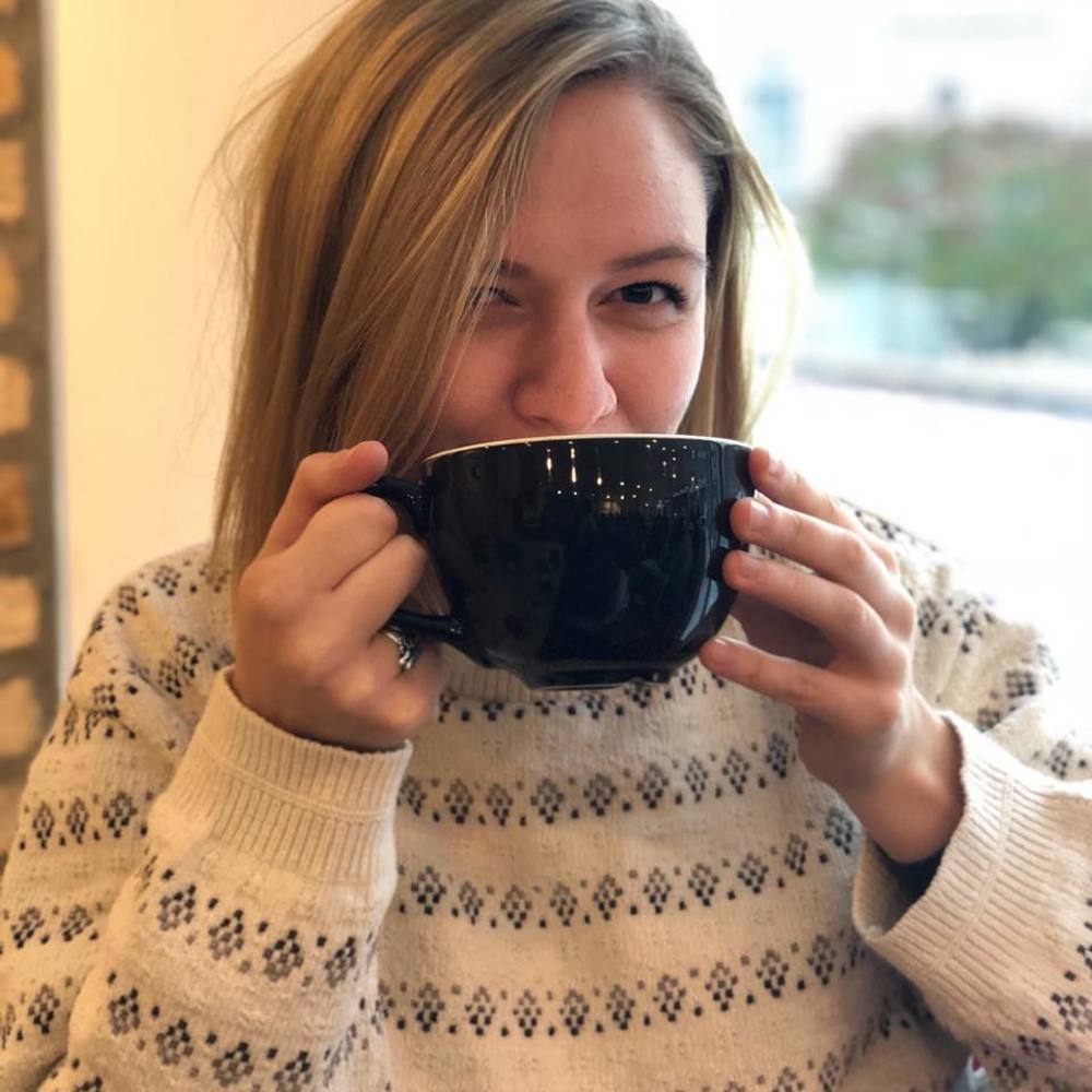 Meet your Posher, Olivia